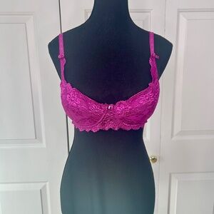 NWOT-La Vie en Rose Roselle Lace Jelly Padded Bra with Gel Cups Size 36A
